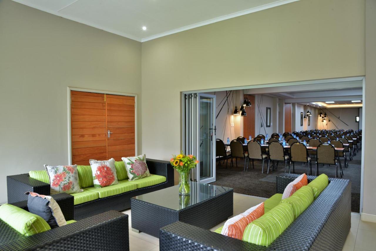 Bon Hotel Емпангени Екстериор снимка