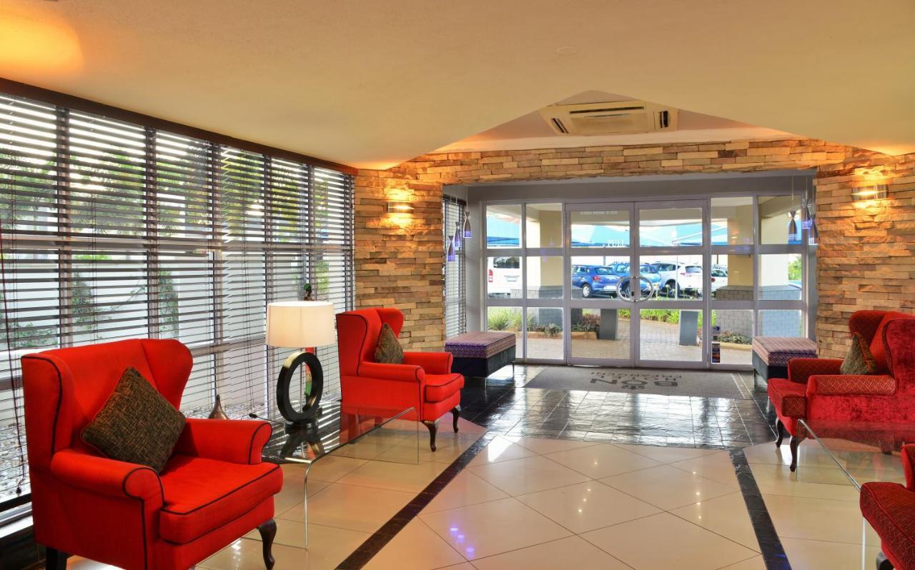 Bon Hotel Емпангени Екстериор снимка